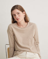 T-shirt in cotone biologico a righe beige scuro