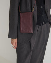 Custodia per cellulare in pelle 100% melanzana