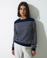 Maglione in cotone biologico a righe blu navy
