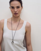 Top a maglia fine con spalline sottili