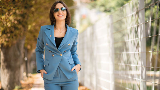 Che gioielli indossare con un tailleur?