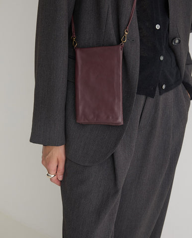 Custodia per cellulare in pelle 100% melanzana