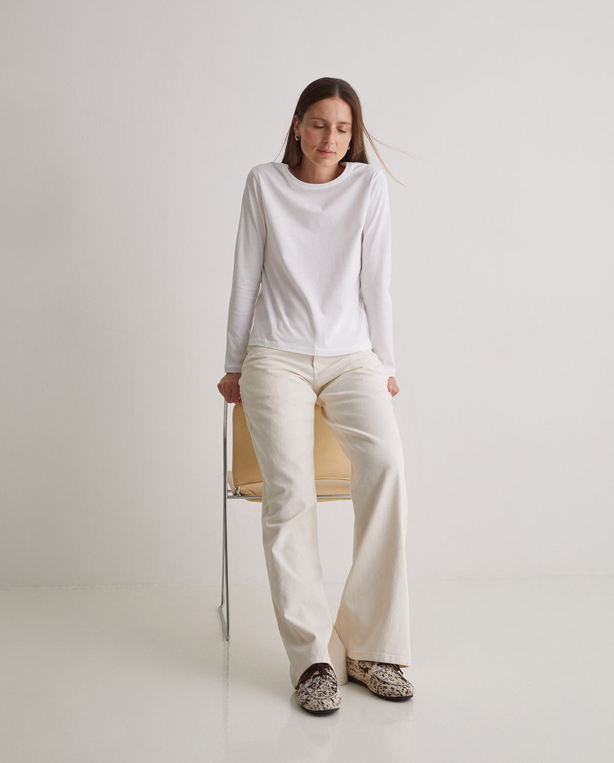 T-shirt bianca a maniche lunghe in cotone biologico