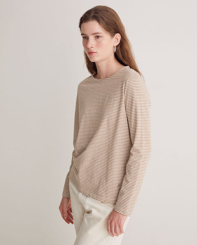 T-shirt in cotone biologico a righe beige scuro