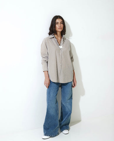 Camicia in popeline di cotone biologico a righe color cammello