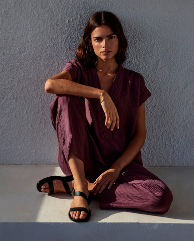 Pantaloni a gamba larga color melanzana